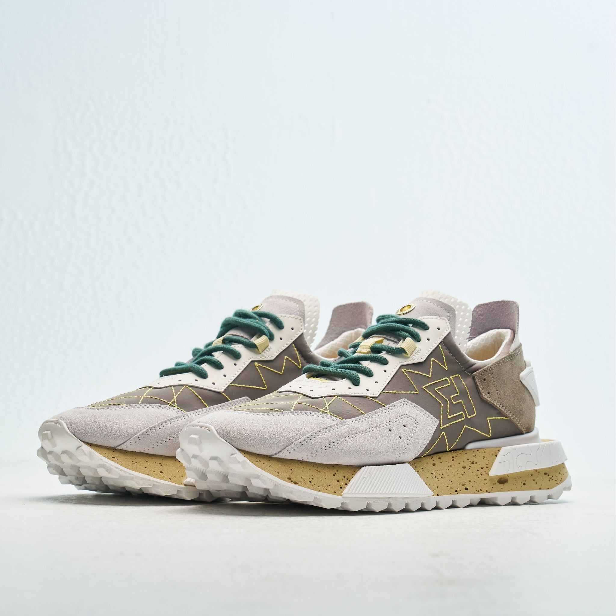 ナチュラルテックランナー/NSJ600J GREY