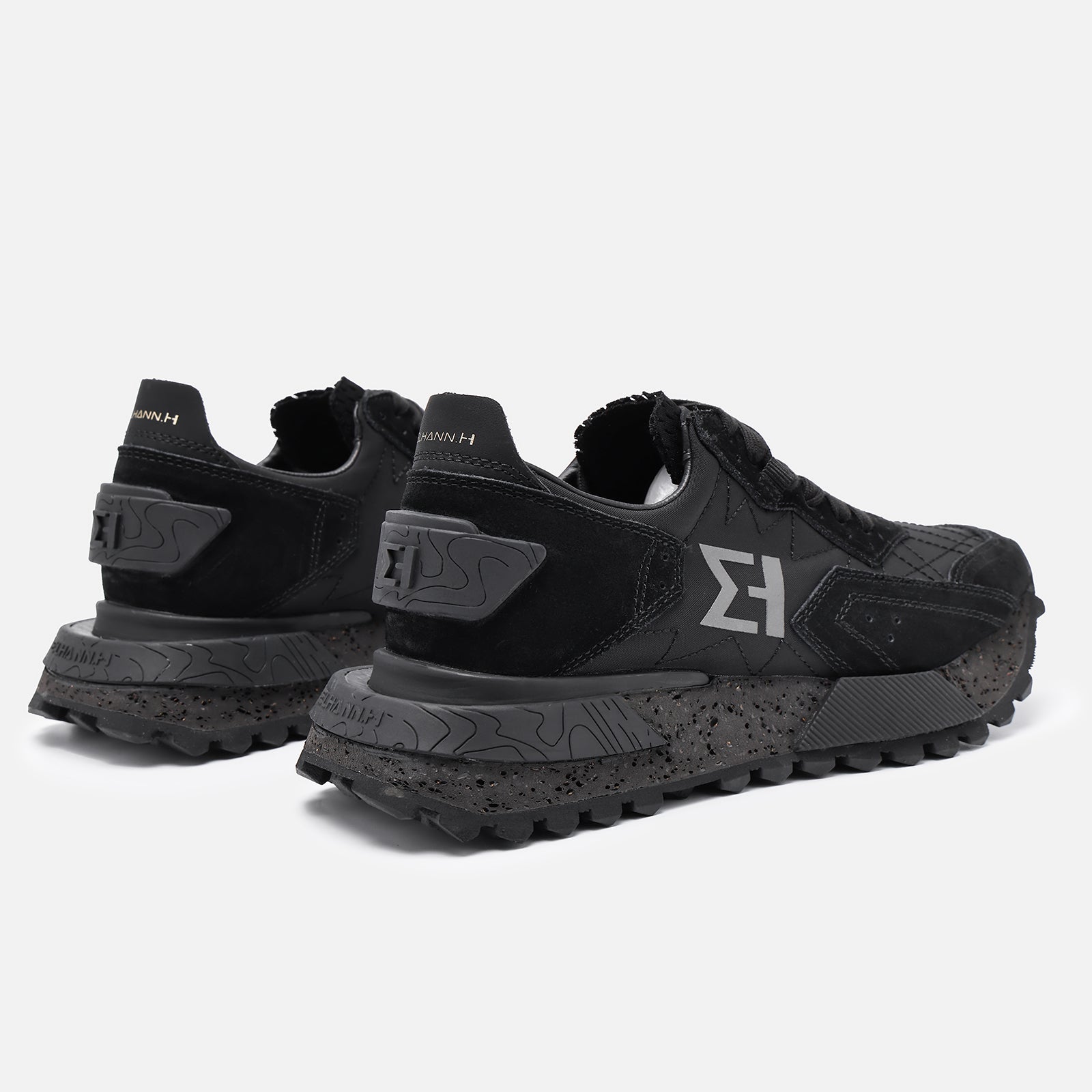 NSJ600 BLACK